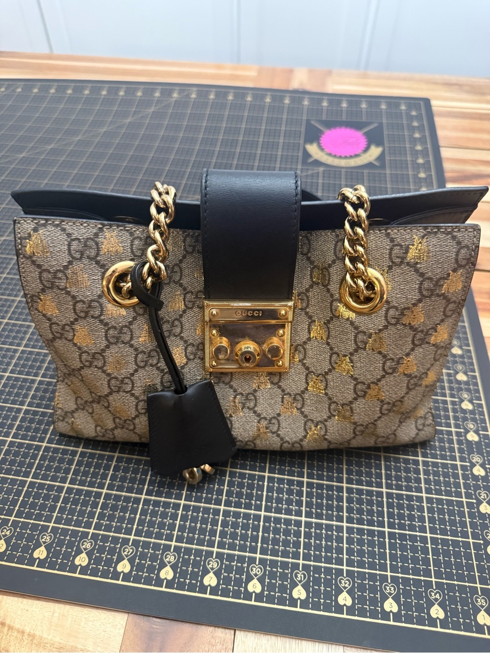 Gucci Beige/Brown GG Supreme Shoulder Bag with Black Trim and Gold Hardware